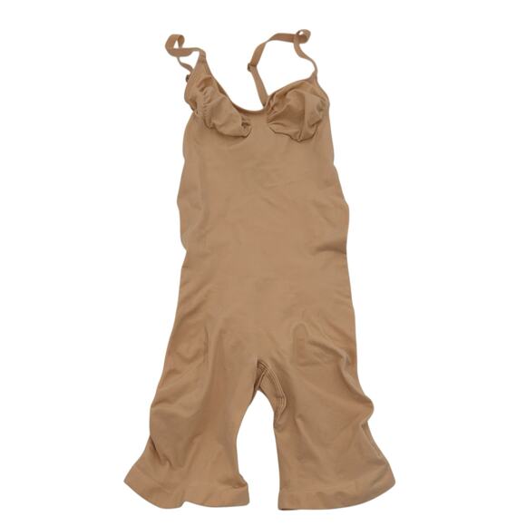 Skims Seamless Sculpting Mid Thigh Bodysuit Size Medium - Picture 1 of 5